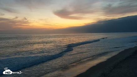 Carlsbad Beach Surf Live Webcam - May 12, 2026, 8:04pm PDT