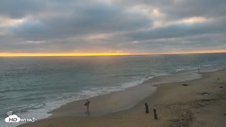 Carlsbad Beach Surf Live Webcam - Jun 25, 2026, 7:38pm PDT
