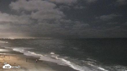 Carlsbad Beach Surf Live Webcam - Sep 22, 2026, 9:32pm PDT