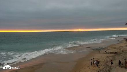 Carlsbad Beach Surf Live Webcam - Jun 27, 2026, 7:53pm PDT