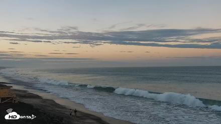 Carlsbad Beach Surf Live Webcam - Sep 5, 2026, 6:32am PDT