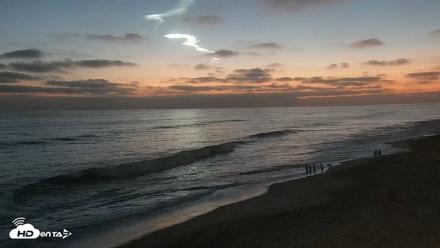 Carlsbad Beach Surf Live Webcam - Jul 31, 2026, 8:27pm PDT