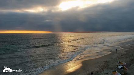 Carlsbad Beach Surf Live Webcam - May 23, 2026, 7:10pm PDT