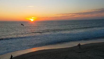 Carlsbad Beach Surf Live Webcam - Nov 3, 2025, 4:53pm PST