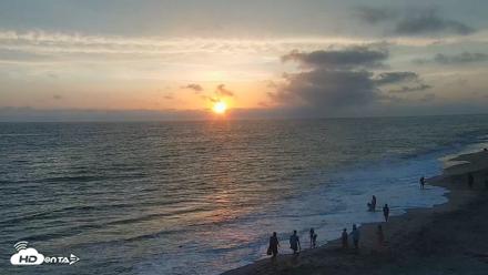 Carlsbad Beach Surf Live Webcam - Aug 10, 2026, 7:35pm PDT