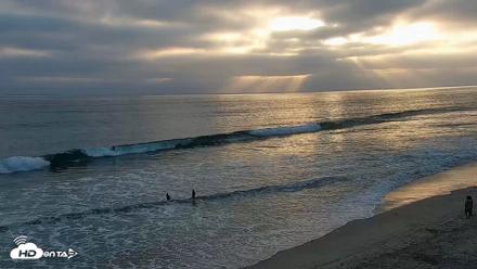 Carlsbad Beach Surf Live Webcam - May 9, 2026, 7:02pm PDT