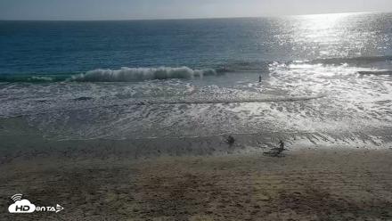 Carlsbad Beach Surf Live Webcam - Sep 11, 2026, 4:44pm PDT