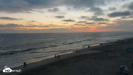 Carlsbad Beach Surf Live Webcam - Jul 4, 2026, 8:09pm PDT