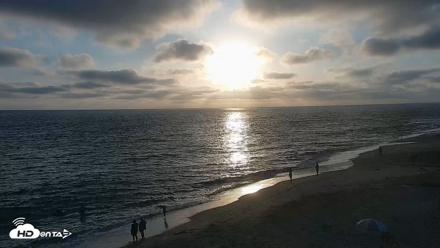 Carlsbad Beach Surf Live Webcam - Jul 13, 2026, 7:29pm PDT