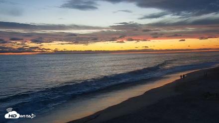Carlsbad Beach Surf Live Webcam - Aug 13, 2026, 7:58pm PDT
