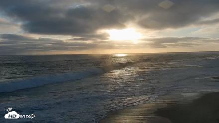Carlsbad Beach Surf Live Webcam - Jun 13, 2026, 7:21pm PDT