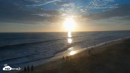 Carlsbad Beach Surf Live Webcam - Jul 20, 2026, 7:37pm PDT