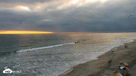 Carlsbad Beach Surf Live Webcam - May 23, 2026, 7:11pm PDT