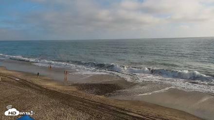 Carlsbad Beach Surf Live Webcam - Aug 18, 2026, 6:15pm PDT