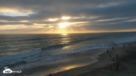 Carlsbad Beach Surf Live Webcam - Jul 29, 2026, 7:27pm PDT