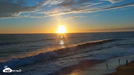 Carlsbad Beach Surf Live Webcam - Sep 5, 2026, 7:00pm PDT