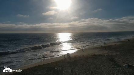 Carlsbad Beach Surf Live Webcam - Jul 5, 2026, 6:56pm PDT