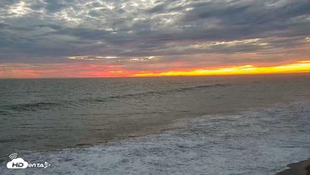 Carlsbad Beach Surf Live Webcam - Sep 7, 2026, 7:22pm PDT