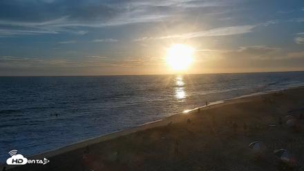 Carlsbad Beach Surf Live Webcam - Jul 4, 2026, 7:43pm PDT