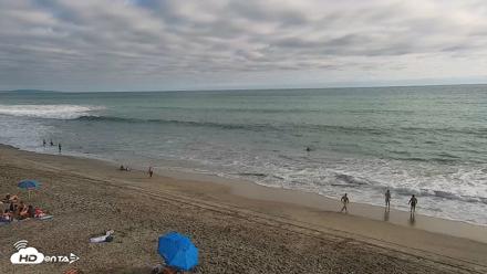 Carlsbad Beach Surf Live Webcam - Aug 14, 2026, 5:42pm PDT