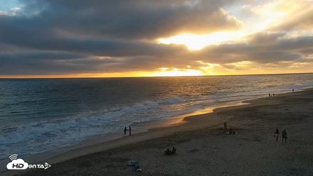 Carlsbad Beach Surf Live Webcam - Jul 5, 2026, 7:39pm PDT