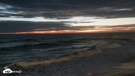 Carlsbad Beach Surf Live Webcam - Sep 8, 2026, 7:43pm PDT