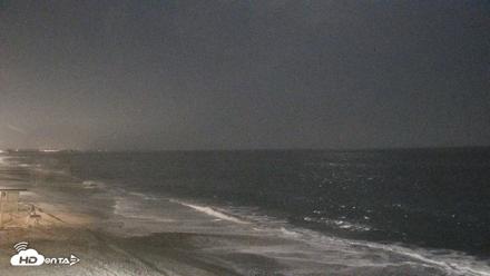 Carlsbad Beach Surf Live Webcam - Aug 24, 2026, 10:43pm PDT