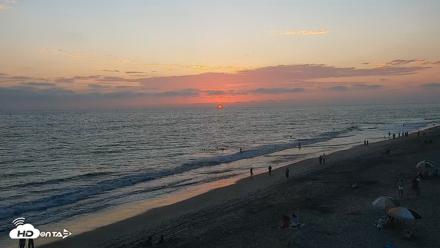 Carlsbad Beach Surf Live Webcam - Aug 5, 2026, 7:44pm PDT