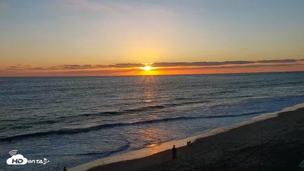 Carlsbad Beach Surf Live Webcam - Sep 2, 2026, 7:05pm PDT