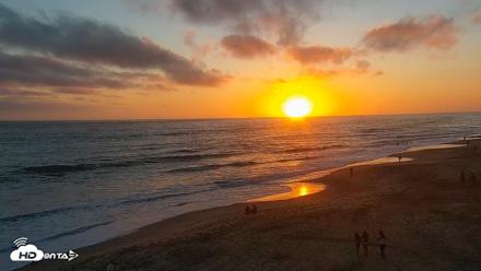 Carlsbad Beach Surf Live Webcam - Jul 7, 2026, 8:05pm PDT