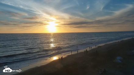 Carlsbad Beach Surf Live Webcam - Aug 16, 2026, 7:17pm PDT
