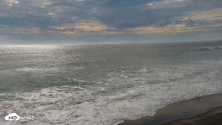 Carlsbad Beach Surf Live Webcam - Sep 7, 2026, 4:27pm PDT