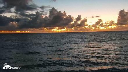 Carlsbad Beach Surf Live Webcam - Oct 22, 2026, 6:37pm PDT