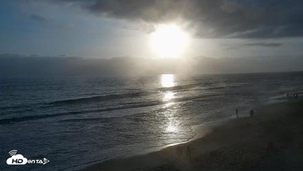 Carlsbad Beach Surf Live Webcam - Jun 7, 2026, 7:22pm PDT