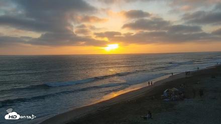 Carlsbad Beach Surf Live Webcam - Aug 1, 2026, 7:41pm PDT