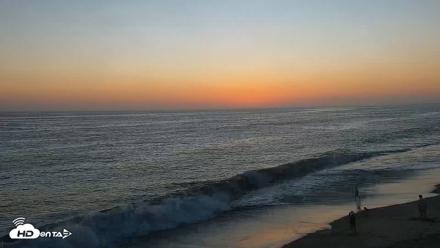 Carlsbad Beach Surf Live Webcam - Aug 25, 2026, 7:26pm PDT