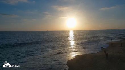 Carlsbad Beach Surf Live Webcam - Jul 10, 2026, 7:40pm PDT