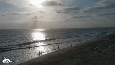 Carlsbad Beach Surf Live Webcam - Aug 4, 2026, 6:35pm PDT