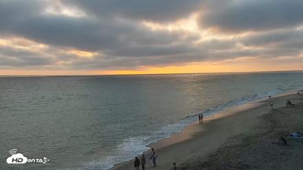 Carlsbad Beach Surf Live Webcam - Aug 11, 2026, 7:25pm PDT