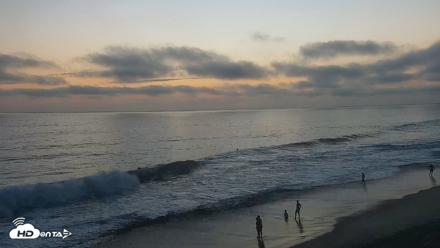 Carlsbad Beach Surf Live Webcam - Aug 28, 2026, 7:27pm PDT