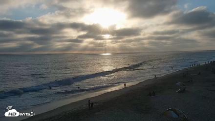 Carlsbad Beach Surf Live Webcam - Jul 19, 2026, 7:17pm PDT