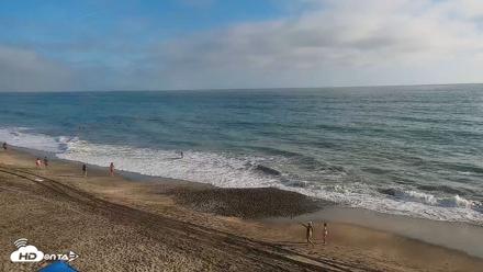 Carlsbad Beach Surf Live Webcam - Aug 18, 2026, 6:12pm PDT