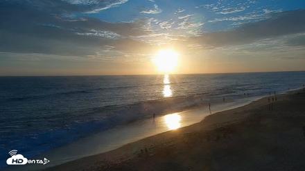 Carlsbad Beach Surf Live Webcam - Jul 20, 2026, 7:41pm PDT