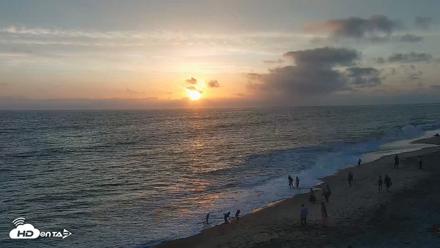 Carlsbad Beach Surf Live Webcam - Aug 10, 2026, 7:29pm PDT