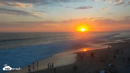 Carlsbad Beach Surf Live Webcam - Jun 23, 2026, 7:57pm PDT