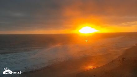 Carlsbad Beach Surf Live Webcam - Jun 15, 2026, 7:56pm PDT