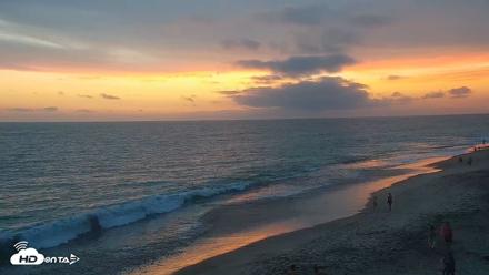 Carlsbad Beach Surf Live Webcam - Aug 10, 2026, 7:53pm PDT