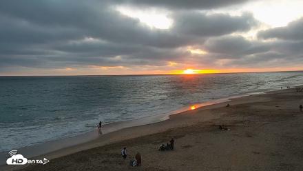 Carlsbad Beach Surf Live Webcam - Jul 5, 2026, 8:01pm PDT