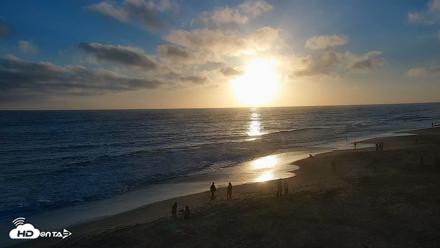 Carlsbad Beach Surf Live Webcam - Jul 7, 2026, 7:42pm PDT