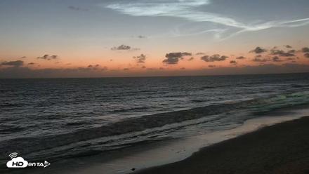 Carlsbad Beach Surf Live Webcam - Sep 16, 2026, 7:30pm PDT
